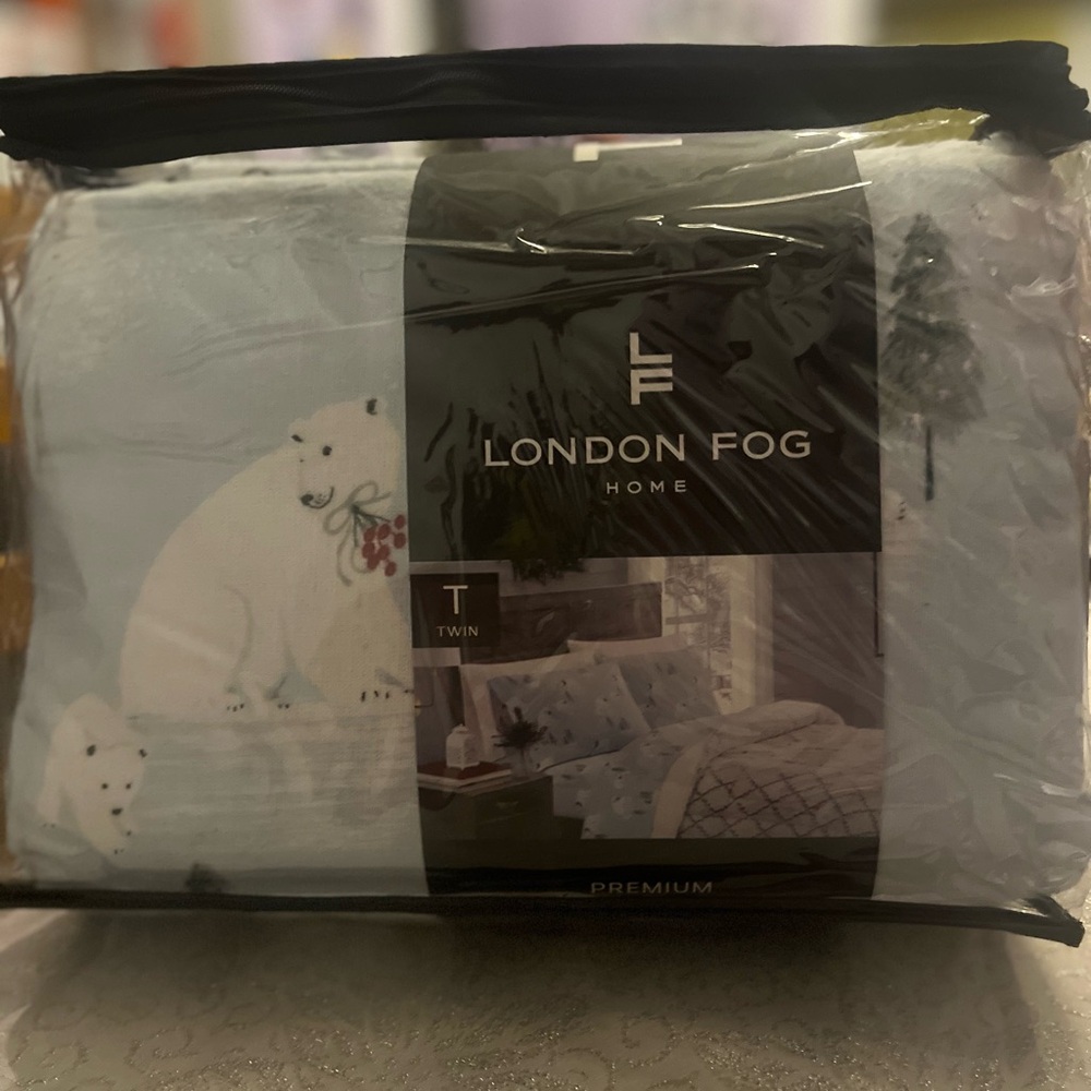 London Fog Home Bedding Set - Light Blue